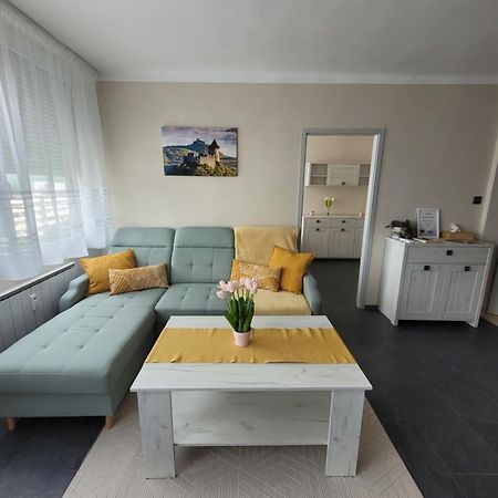 Krisztina Apartman Lägenhet Salgótarján Exteriör bild