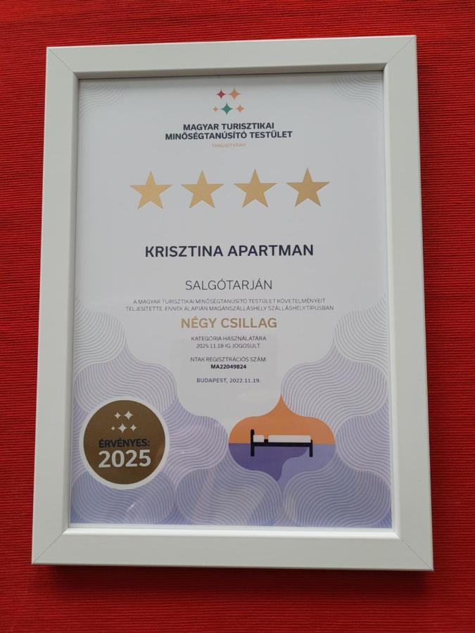 Krisztina Apartman Lägenhet Salgótarján Exteriör bild